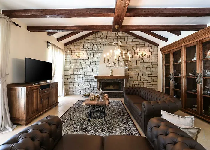 Mek Zadarvillas