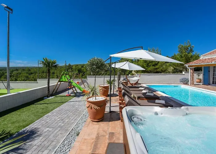 Mek Zadarvillas Villa *