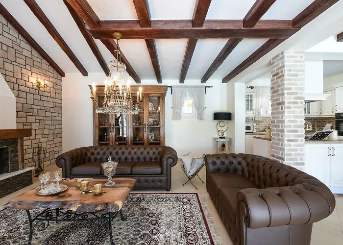 Mek Zadarvillas