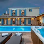 Mek Zadarvillas Βίλα
