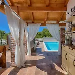 Mek Zadarvillas * Pridraga